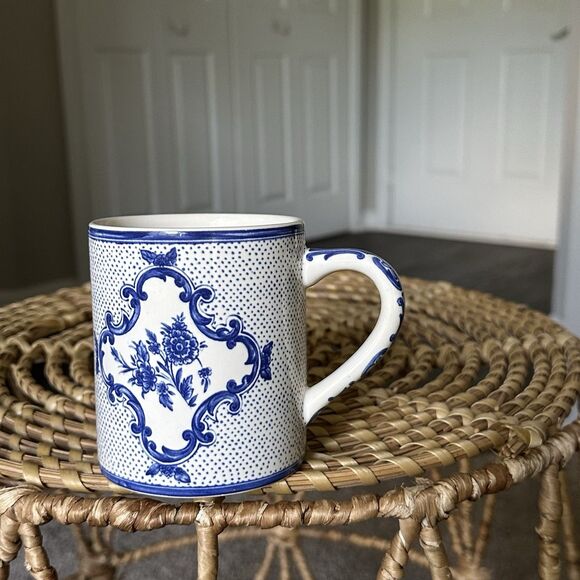 Tiffany Delft Mug Made in Portugal Exclusively for Tiffiany and Co 1996 - Picture 1 of 6